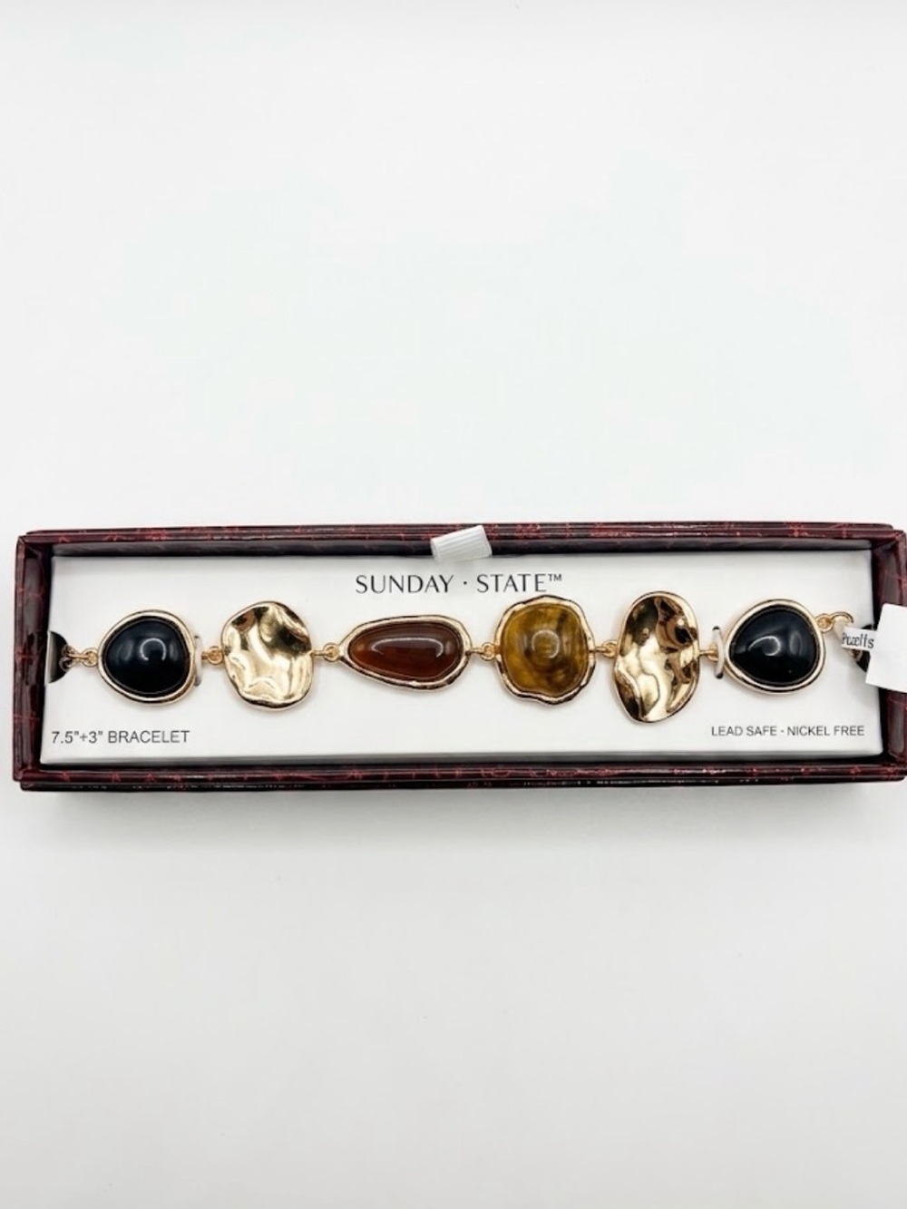 NWT ⚜️🤎⚜️ Sunday State Golden Tone Bracelet with Faux Gems